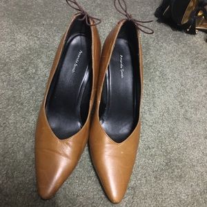 Amanda Smith heels